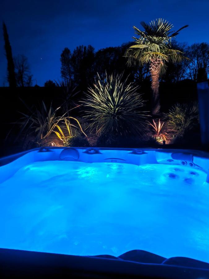 Domaine Bellavigne Gites Et Spa Форкалкер Екстериор снимка